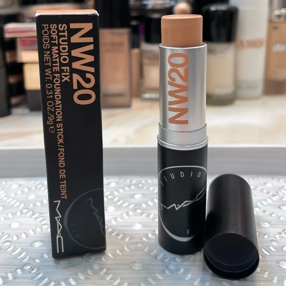 VAULTED ~ MAC ~ ‘NW20’ Studio Fix Soft Matte Foundation Stick ~ FS ~ RARE & HTF